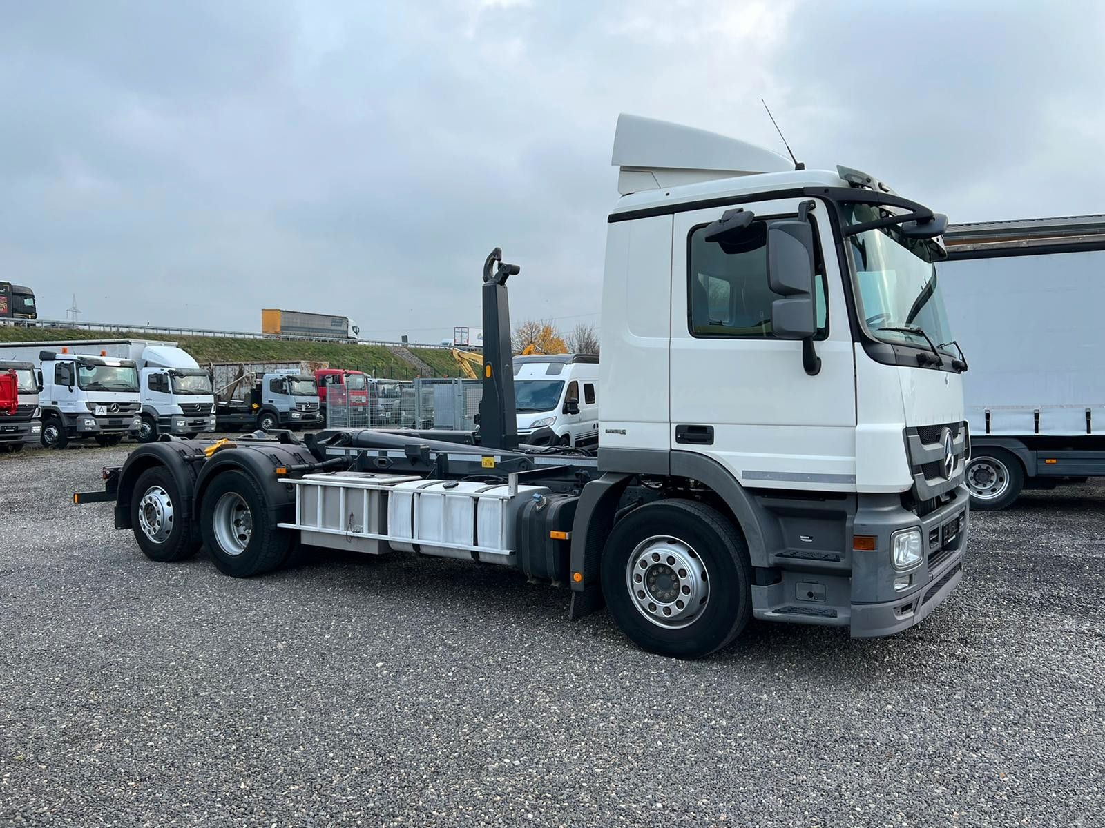 MERCEDES-BENZ – 2541 6X2 Meiller RK 20.65 Funk  | Top Zustand! - Bild 1