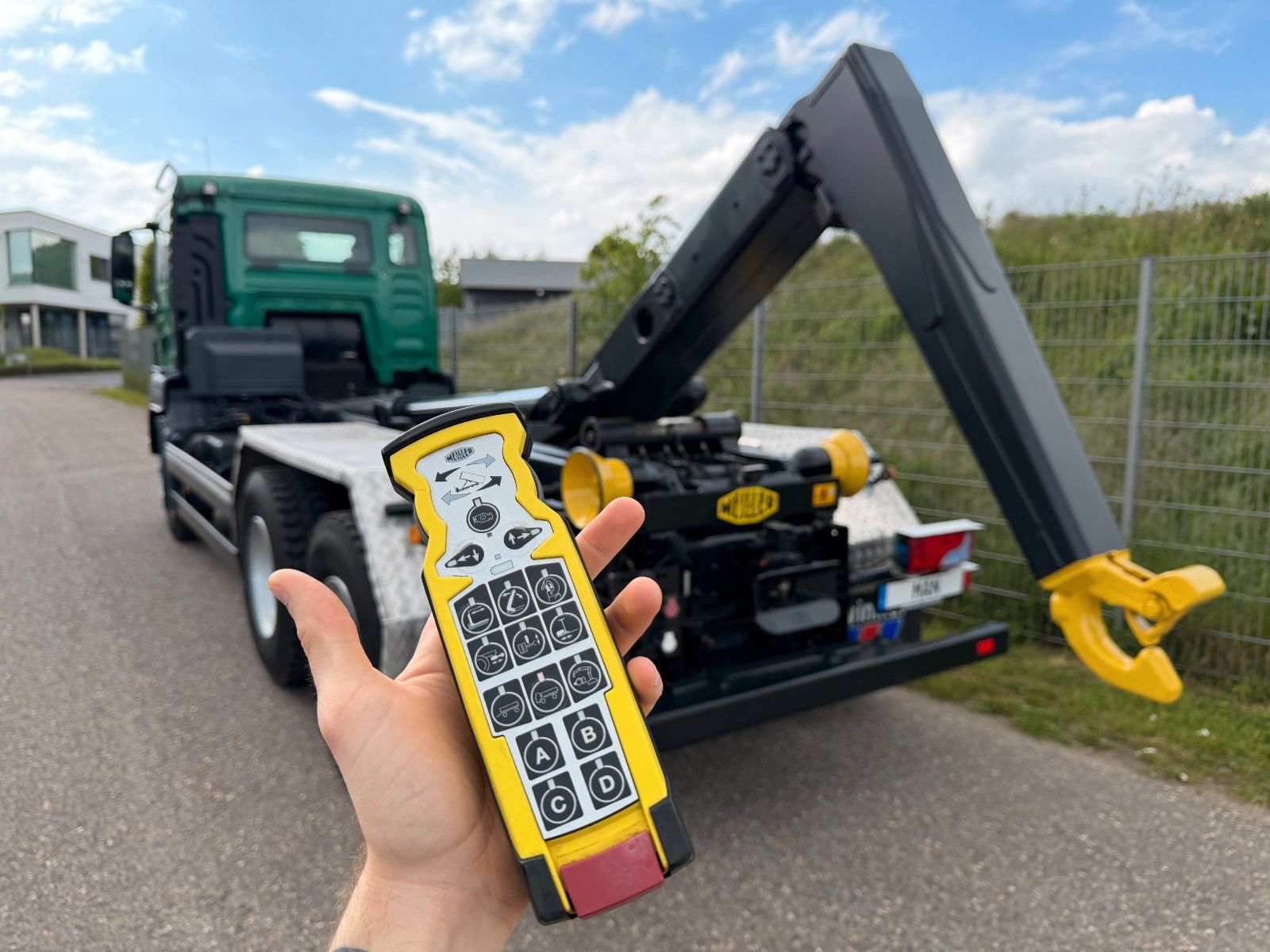 MAN – 26.440 6x4 Meiller RK 20.60 | 3,90 m Radstand - Bild 1