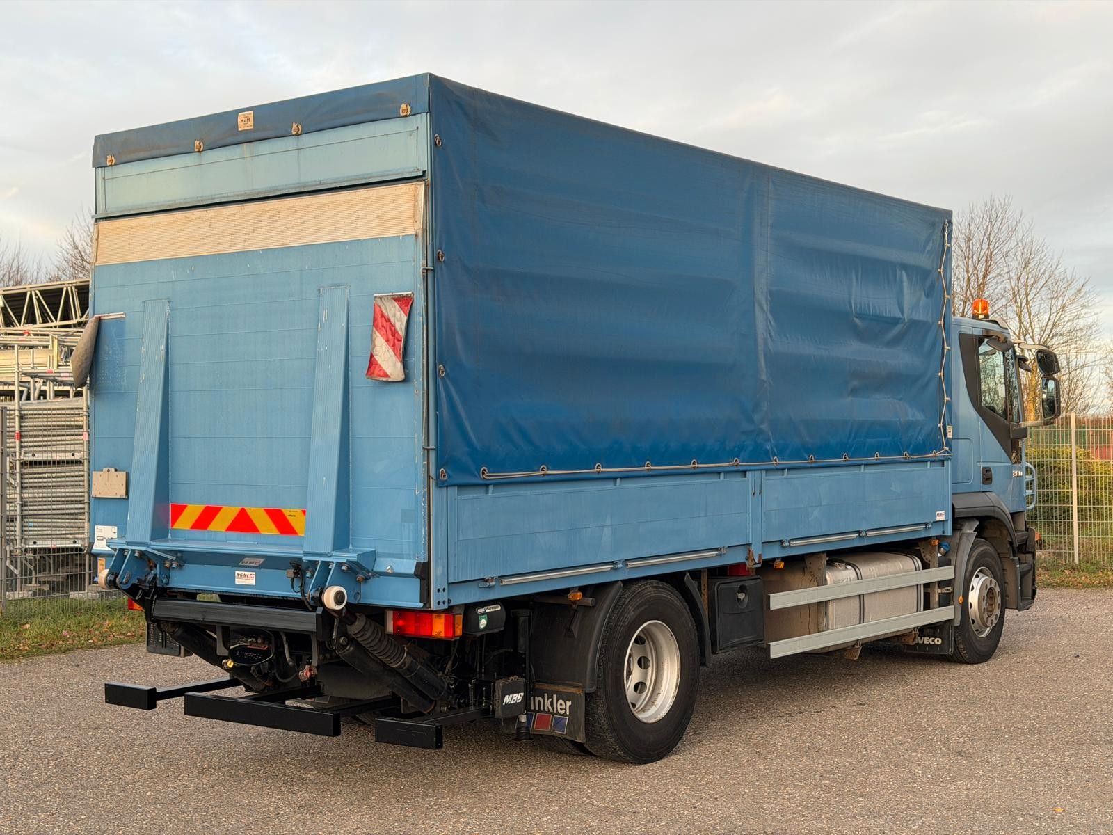 IVECO – 190S36/9 Stralis Pritsche & Hebebühne 3 to. TOP - Bild 5