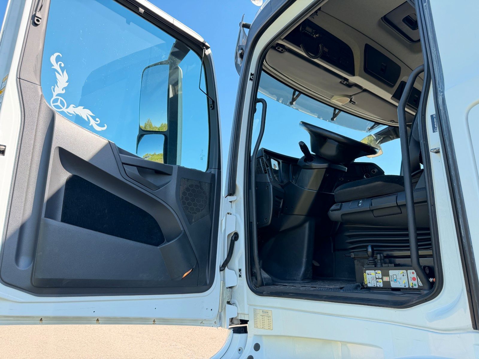 MERCEDES-BENZ – 4251 8x4 Palfinger T26A Retarder & Hardox Mulde - Bild 24