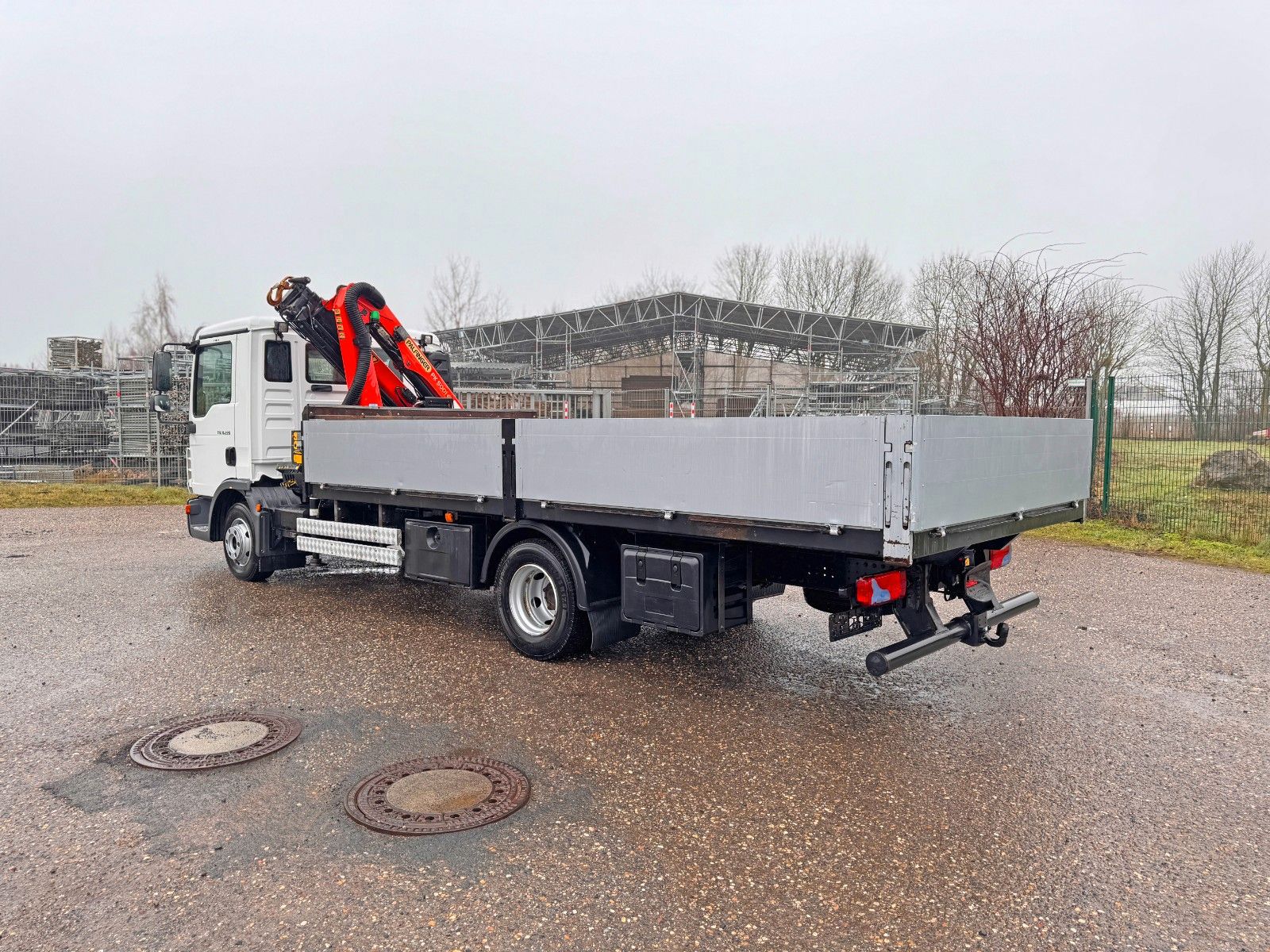 MAN – 8.220 4X2 Pritsche mit Kran & Funkbedienung - Bild 19