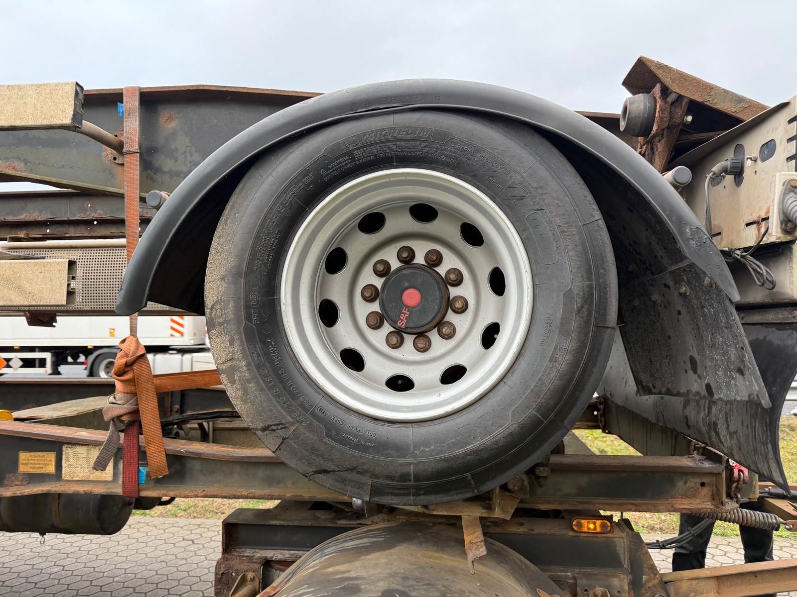 HUEFFERMANN – HSA 18.70 Schlittenabroller Containeranhänger 2x - Bild 9
