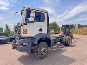 MAN – 26.430 26.470 6X4-4 Unfall oder Teileverkauf - Bild 1