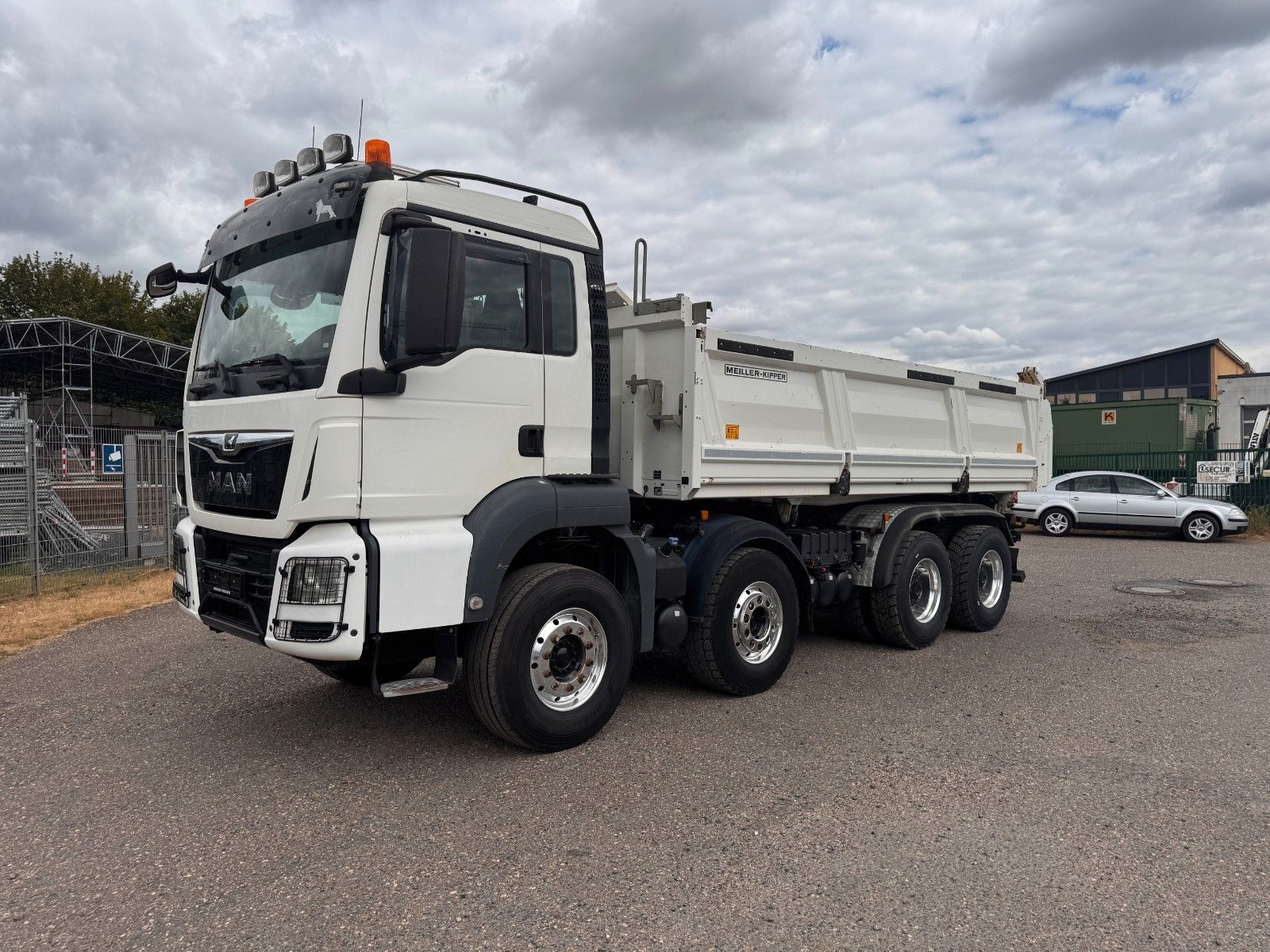 MAN – 35.470 8X4 Meiller 3S. mit Bordmatik | AHK  50er - Bild 1