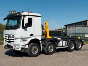 MERCEDES-BENZ – 4251 8x4 Palfinger Retarder 12 neue Reifen - Bild 1