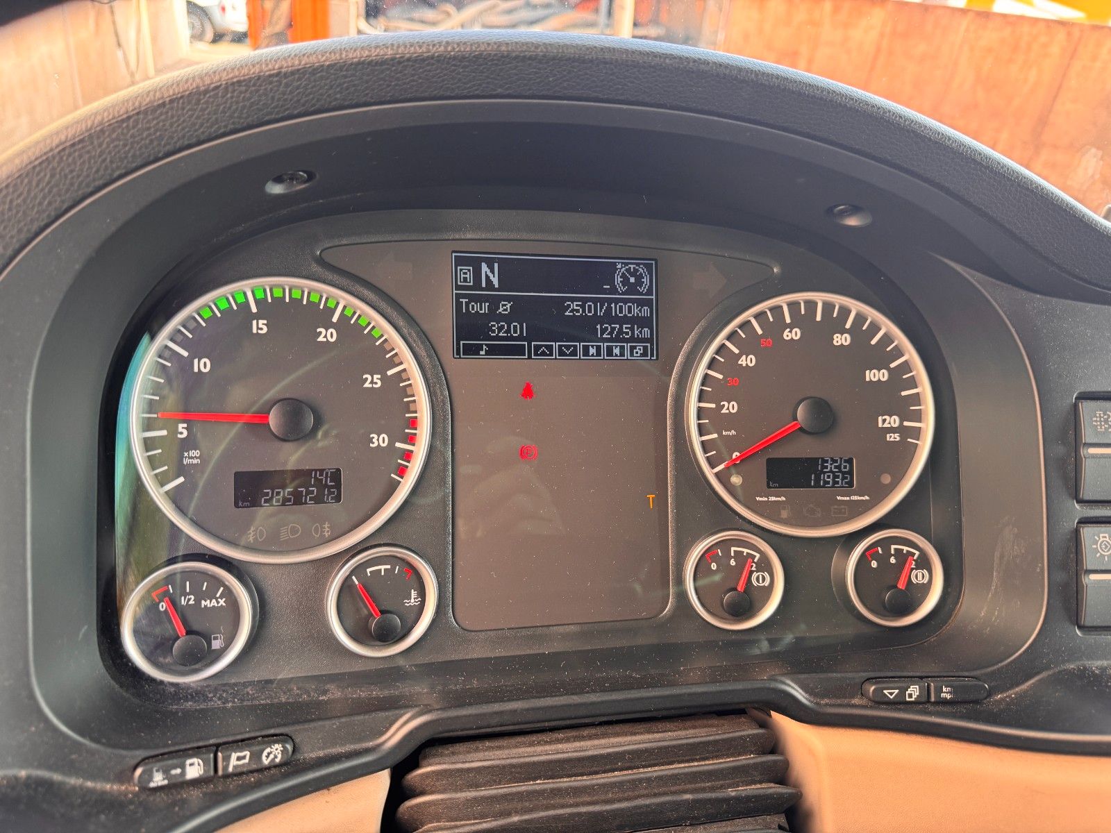 MAN – 8.250 4x2 | Tautliner | 6 Zylinder | LBW | AHK - Bild 14