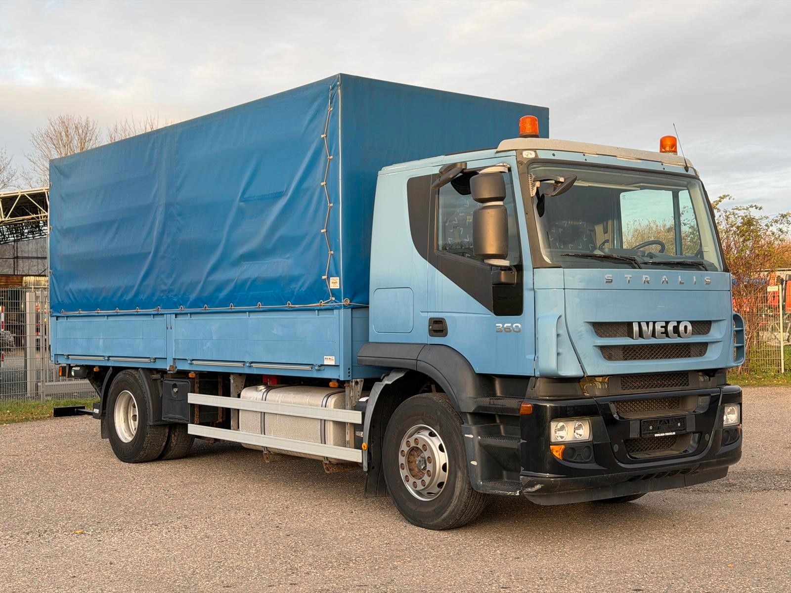 IVECO – 190S36/9 Stralis Pritsche & Hebebühne 3 to. TOP - Bild 3