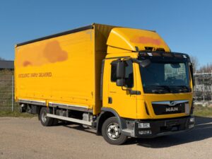 MAN – 8.250 4x2 | Tautliner | 6 Zylinder | LBW | AHK - Bild 1