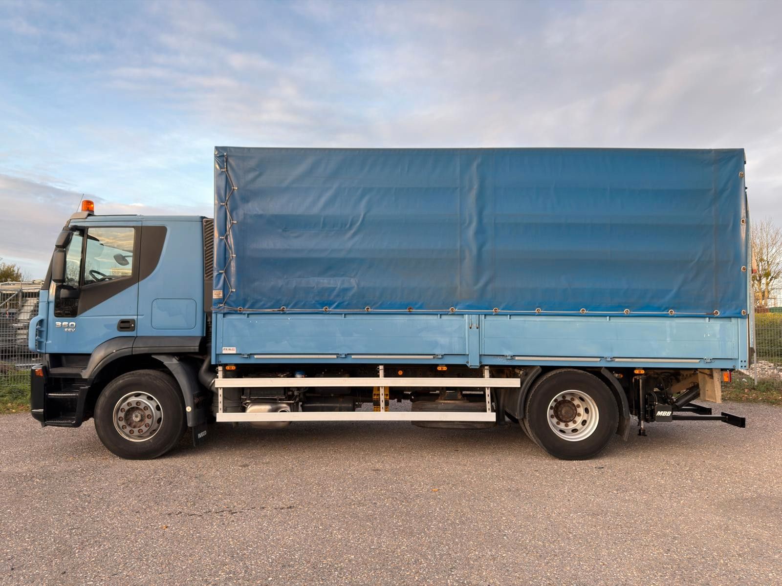 IVECO – 190S36/9 Stralis Pritsche & Hebebühne 3 to. TOP - Bild 12