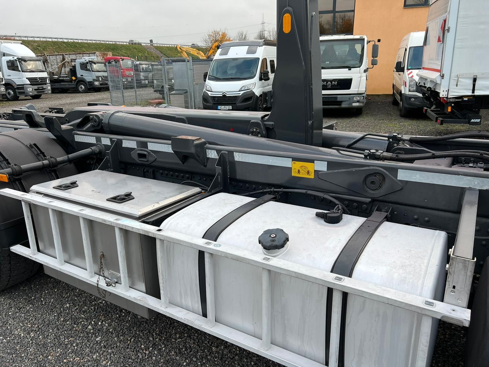 MERCEDES-BENZ – 2541 6X2 Meiller RK 20.65 Funk | Top Zustand! - Bild 8