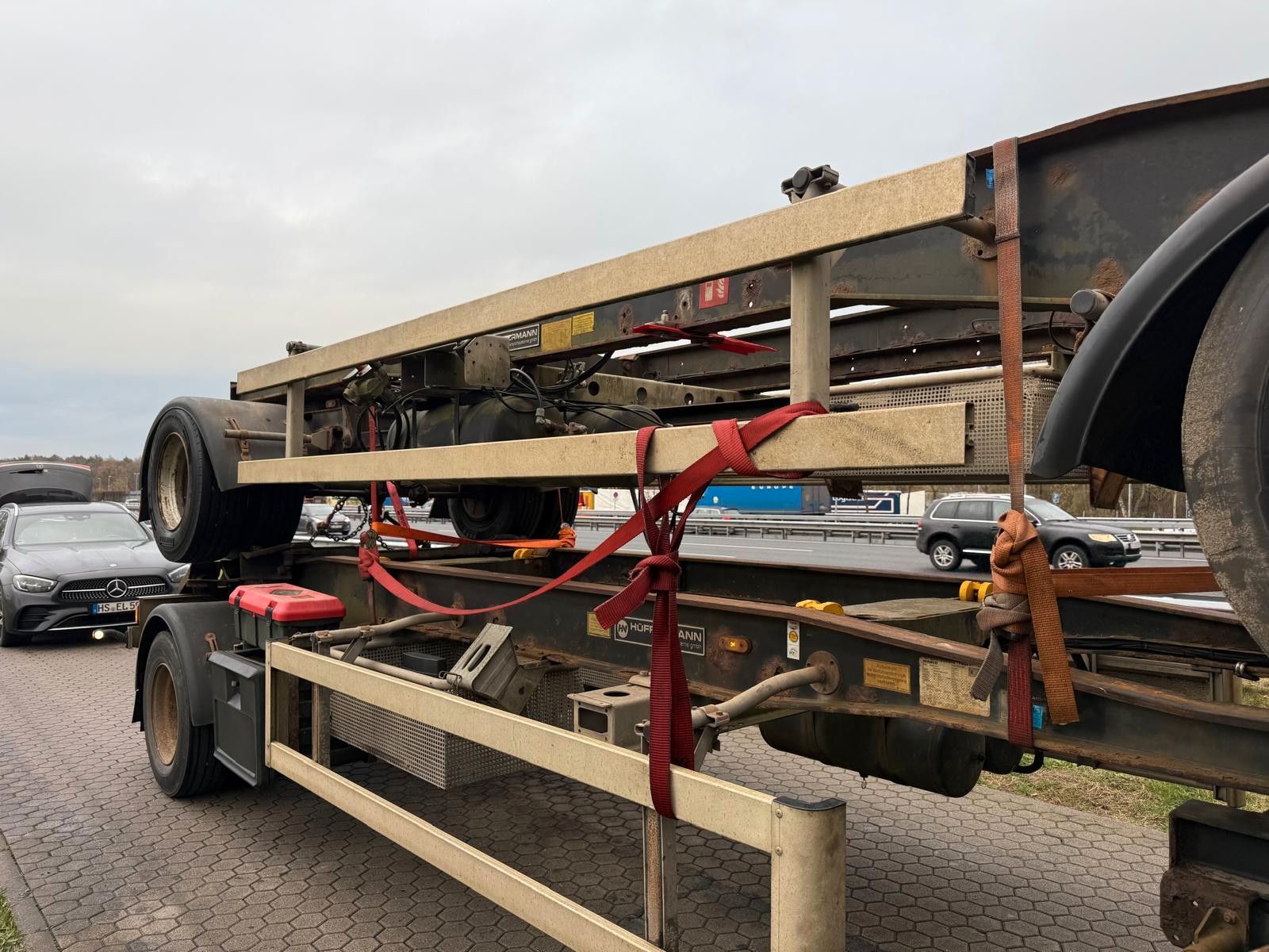 HUEFFERMANN – HSA 18.70 Schlittenabroller Containeranhänger 2x - Bild 5