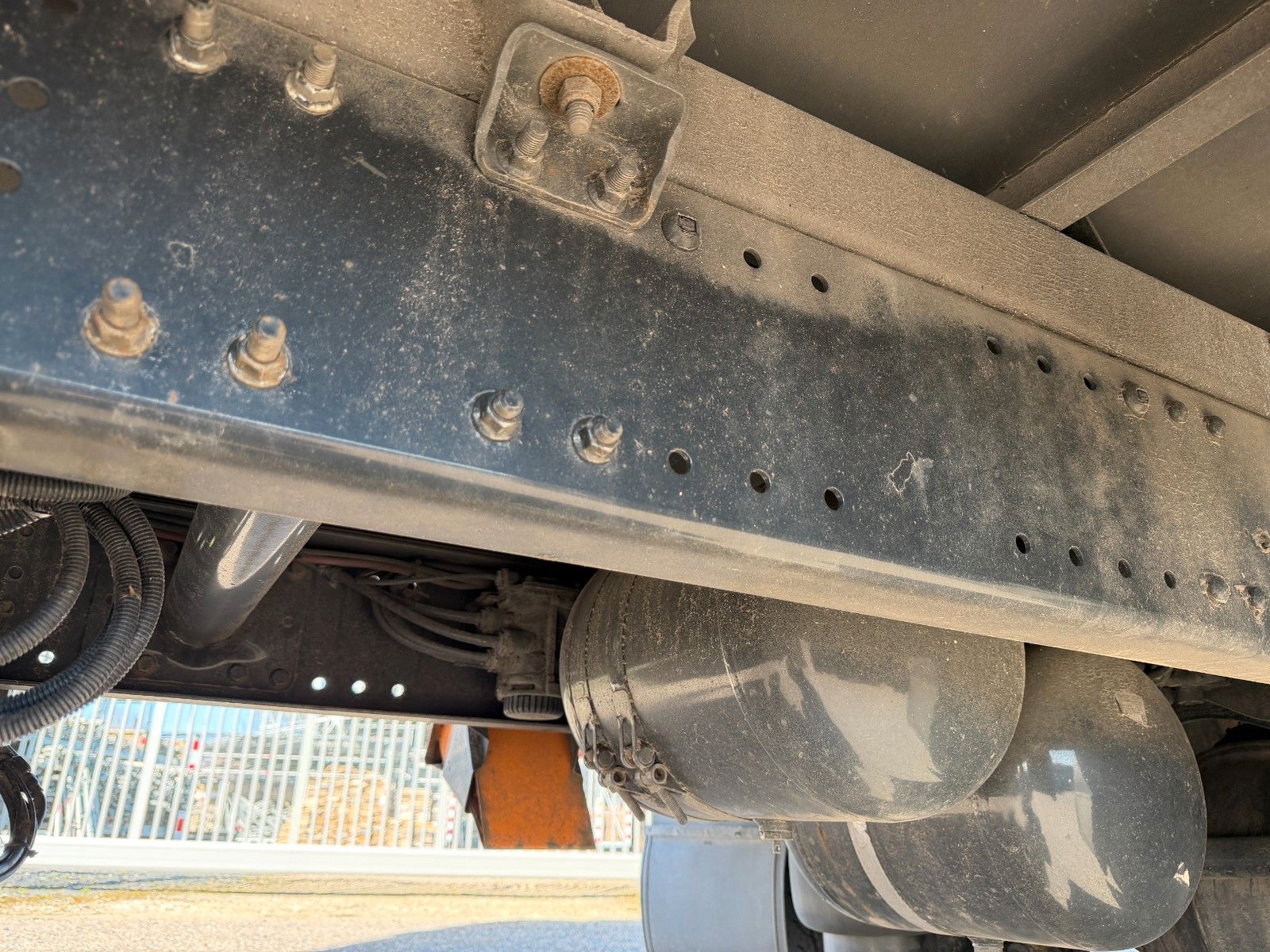MAN – 8.250 4x2 | Tautliner | 6 Zylinder | LBW | AHK - Bild 9