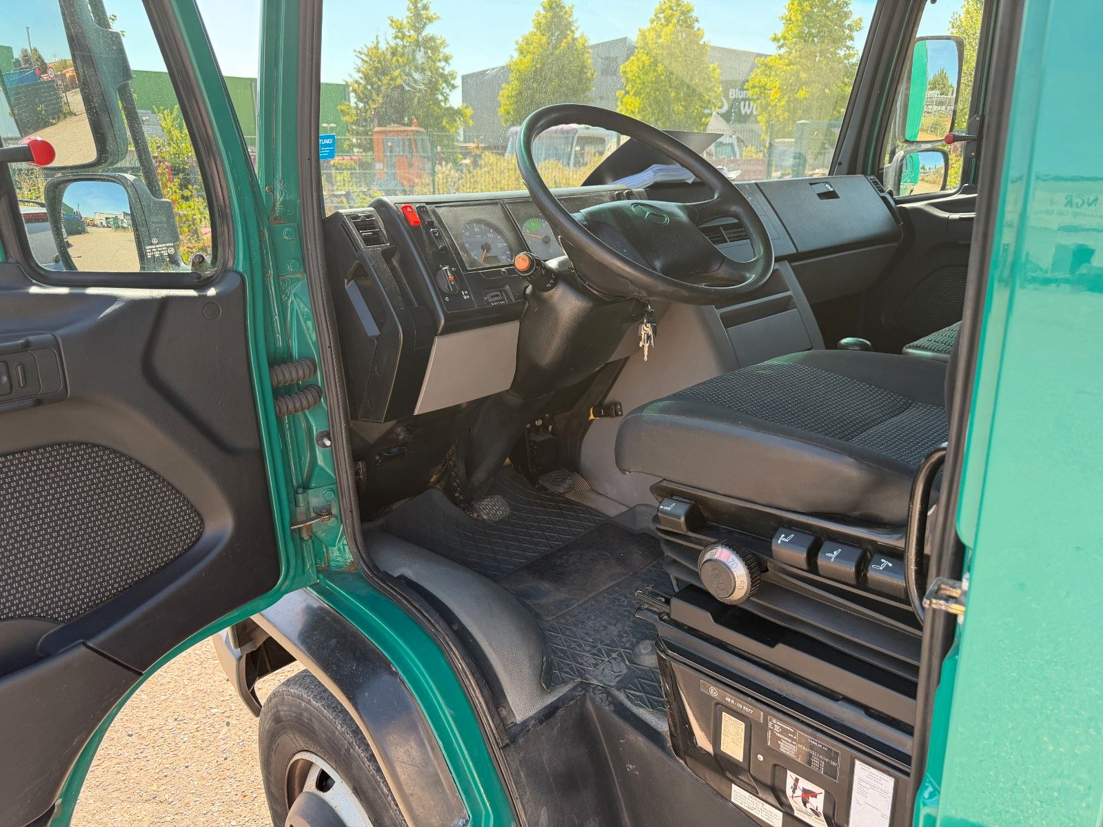 MERCEDES-BENZ – 816 D | Doka | Sperrdiff. | Ladebordwand | AHK - Bild 13