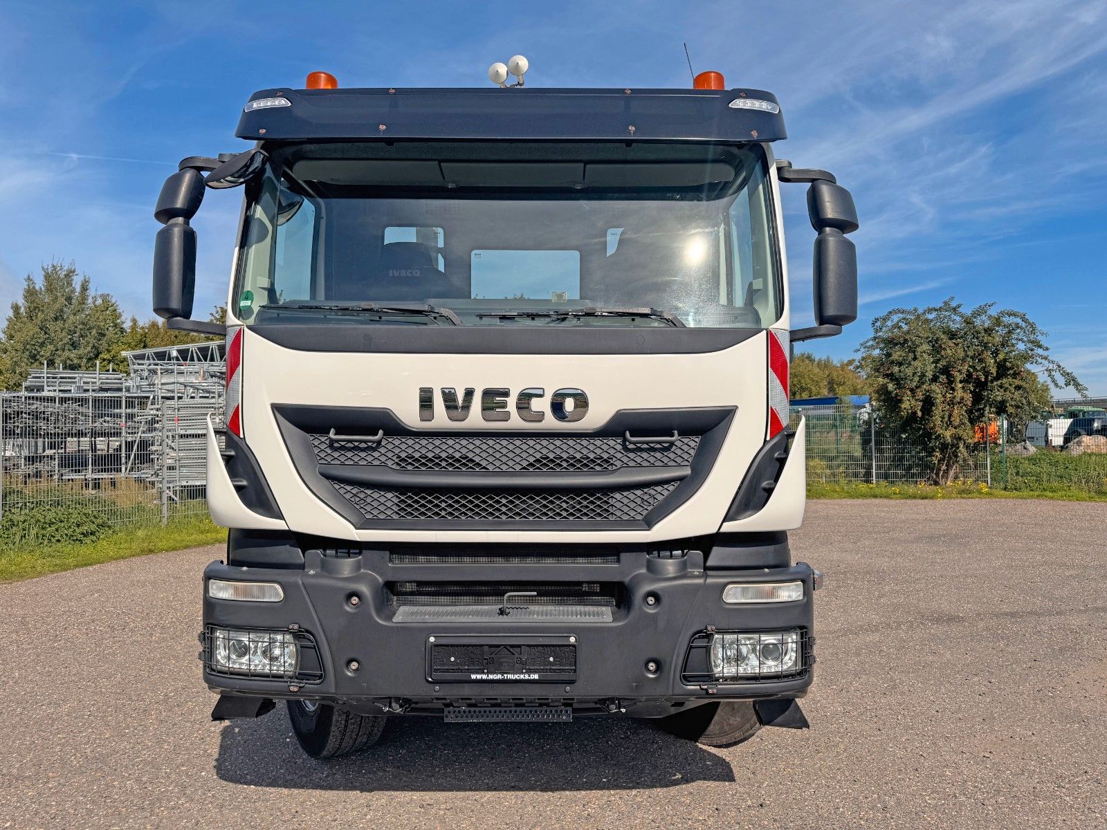 IVECO – 190-36 4X2 Meiller 3 Seitenkipper guter Zustand - Bild 14